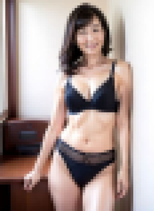 100人の喪服未亡人NO.1　サンプル画像1