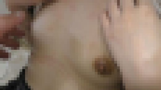 初撮り！18歳合法J○しほちゃん！禁断の唾キス！お宝映像！　サンプル画像1