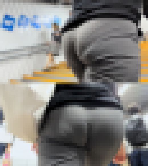 歩行記録0142「むちむち尻女性を階段にて近距離撮影」　サンプル画像1