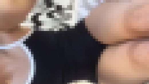 【足の裏フェチ】アップで自撮り(スクール水着コスプレ/スレンダー) サンプル画像1