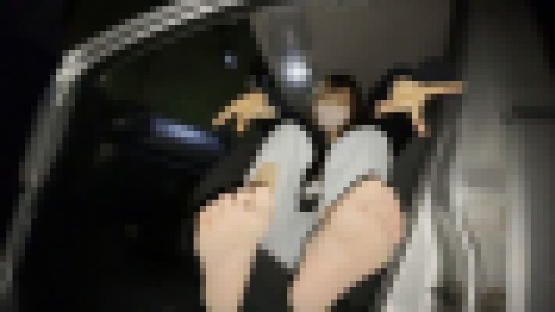 【完全裸足】第41弾！裸足で夜の街中を歩く女性 part2 サンプル画像