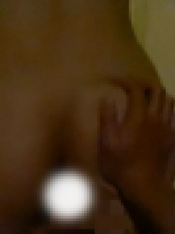 【家庭内盗撮】妻とのハメ撮り バックでフィニッシュ サンプル画像