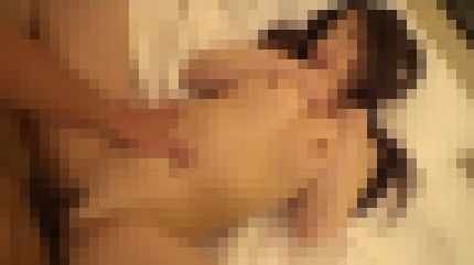 Fカップの24歳受付嬢が彼氏にナイショで緊張の初ハメ撮り　サンプル画像3