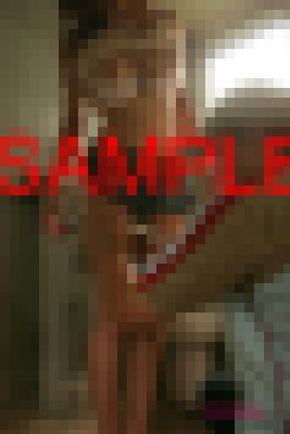 公衆便所内￥交渉!グラマラス淫女は素人売女だった！！ サンプル画像