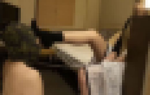 HDC Produce 　高身長金髪ギャルリアナ様のＭ男踏みつけブーツ舐めさせブーツコキ　サンプル画像2
