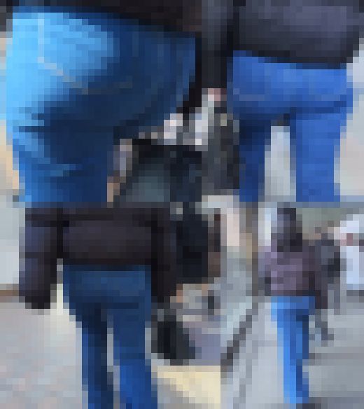 歩行記録0156「ぱつぱつジーンズで形の良いデカ尻を振るお姉さん」(3名)　サンプル画像1