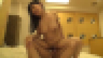 Eカップの19歳女子大生が初ハメ撮りで感度抜群の体で喘ぎまくる　サンプル画像3