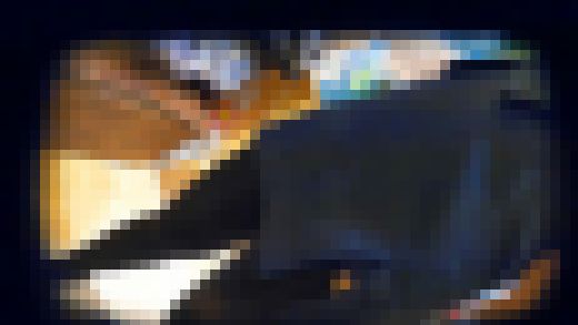 【働くお姉さん2】そんなに短いんだからしょうがない下着屋のスケベお姉さん　サンプル画像1