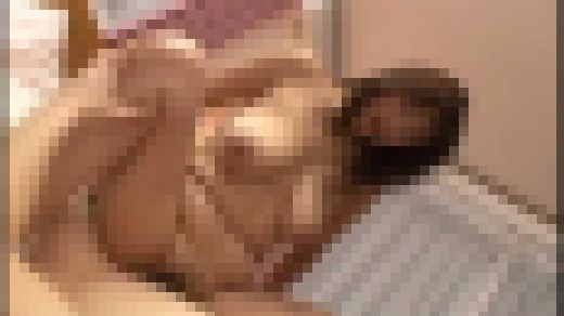 熟女巨乳図鑑　お椀乳 目玉焼き乳 ロケット乳　THE BEST 40人　#03　IQPA-101#03　サンプル画像3