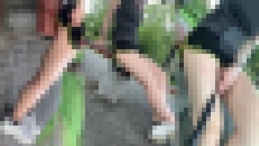 てっかてかの汗だくテニスJDを粘着接写　サンプル画像3