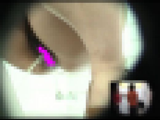 GAL接写 トイレ in大阪ゲームセンター #033 サンプル画像1