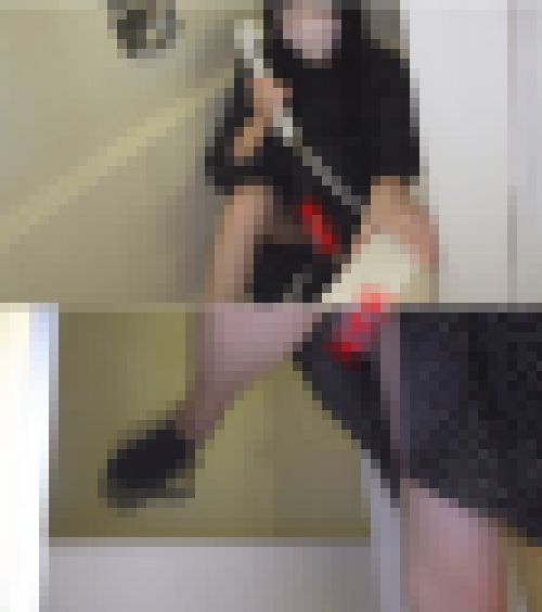 【内覧2日目】大成功!坂道系で黒髪清楚ちゃんのもろ見えパンチラ撮れちゃいました サンプル画像3