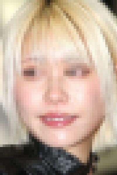 キャンギャルの顔面アップ182　サンプル画像1