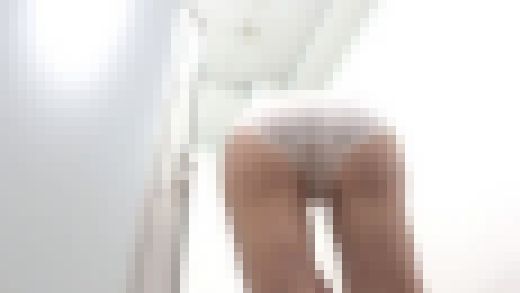 【某大学病院映像③後編】妖艶ベテランナース、パイパン陰部曝け出しの大胆着替え/粘着2日目　サンプル画像3