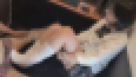 翼ちゃんのルーズソックスでパンツの上からちん〇踏み遊び　サンプル画像2