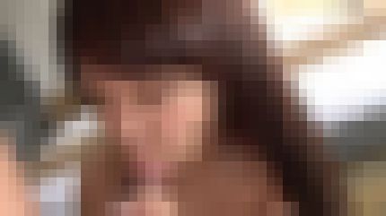童顔スレンダーの22歳フリーターが初ハメ撮りで久しぶりの挿入に何度も絶頂　サンプル画像2