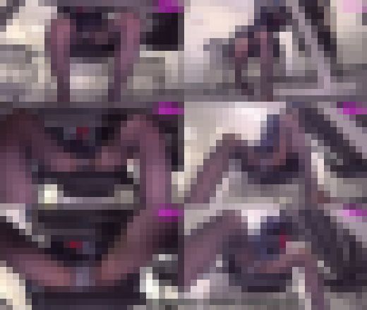 セーラー.服自習室（1）下からパンツ覗かれ尻を触られる黒タイツちゃん　サンプル画像2