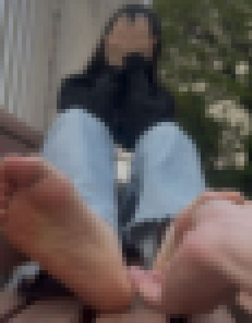 178cm！浜辺美波似美女激弱26cm足裏くすぐり足比べ！5分33秒　サンプル画像1