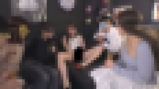 【ニューハーフ】ハプニングバーでNH嬢が全裸で見世物に…そしてアナルSEX　サンプル画像2