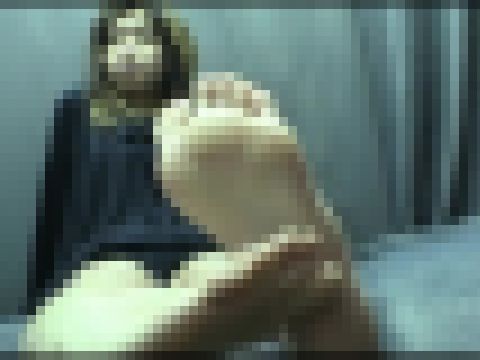 【CF】足裏を見せる女 #174 GLD-045-04 サンプル画像1