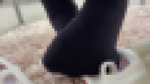 机の下で見てしまった一部始終（3視点収録）　サンプル画像3