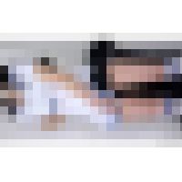 スカートに手を入れて手マン サンプル画像