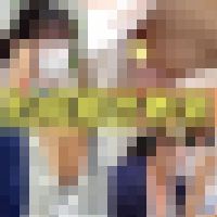 ［お絵描き教室/胸チラ?］貧乳ヲタク女子大生のデカ乳首と零れ落ちそうな巨乳人妻さん ２名 サンプル画像