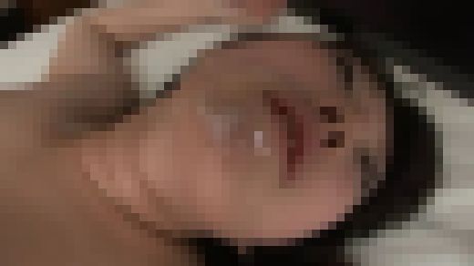 臨月になってもザーメンを欲しがる中出し妊婦31歳 サンプル画像3