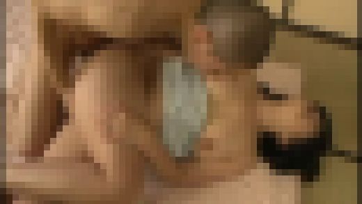 若い男と激しくて濃厚な中出しセックスを楽しむ五十路妻の痴態 Part 4 サンプル画像2