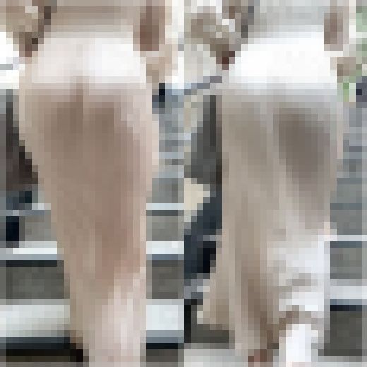 《薄らと、時にハッキリとパンティーが…！清楚系モデルのニットワンピース》　サンプル画像2