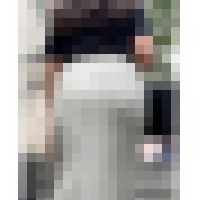 《意外と見せたがり!?もはや下着で歩いているような上品なモデル》 サンプル画像