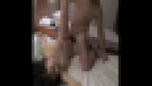 スカウトの甘い言葉に騙され拒みきれず恥じらいたっぷりの初脱ぎ人妻！File.2　サンプル画像2