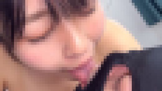 甘いのに逃がさないわかなちゃんがM男に濃厚キス kist04-4　サンプル画像1