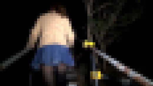 霊鎮4 心霊スポットでセクシーポーズ サンプル画像1
