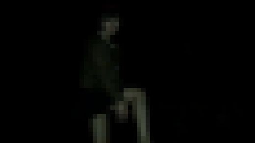 霊鎮4 心霊スポットでセクシーポーズ サンプル画像3