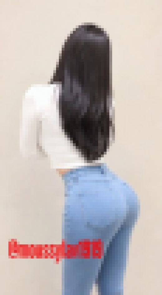 スキニーデニム👖職業モデルの高級エロ尻❤️脳汁と精子噴き出るド下品尻フリ! サンプル画像3