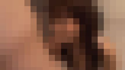 スタイル抜群の24歳人妻がAV男優とのエッチで甲高い声を出して喘ぎまくる サンプル画像2