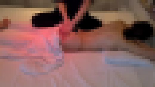 【小柄メンエス嬢】マッサージでビクビク感じちゃうメンエス嬢。　サンプル画像3