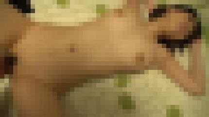 スタイル抜群の18歳女子大生が若くて感度の良い体を巨根で突かれアソコをビショ濡れにして悶絶 サンプル画像2