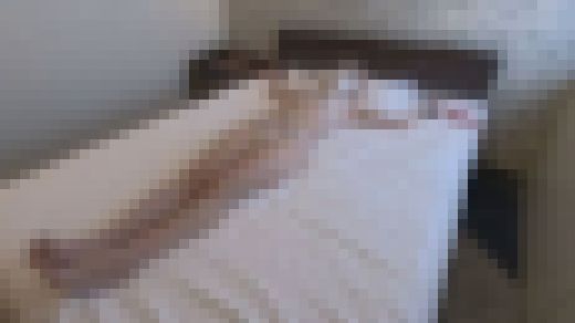 こちょこちょ族　グラドル級の同人モデルは金髪超敏感娘〜8th〜　すず　21歳　下着編　4K版 サンプル画像