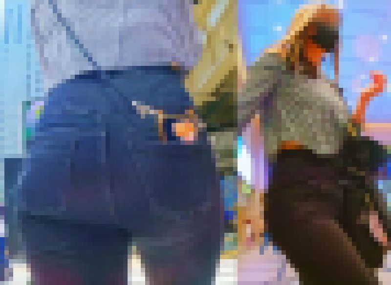 No.50スラっと高身長にお尻＆美脚の合わせ技がステキなスキニーパンツお姉さん 画像