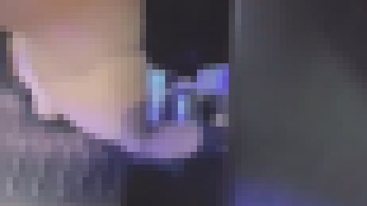 自撮り女性応援企画　パンプスでゲームペダル踏み　サンプル画像1