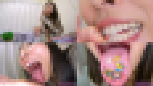 【巨大娘】友美さんの無邪気な都市破壊 前編 【岡西友美】 【丸吞み】　サンプル画像1