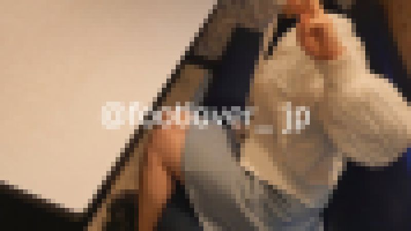 【動画】JD3ちゃんのレースアップシューズで蒸れた黒ソックス！糸くず大量付き素足！パンチラ！ サンプル画像