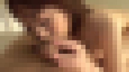 色白美肌の23歳保育士が初ハメ撮りでアソコをビショ濡れにして喘ぎまくる　サンプル画像2