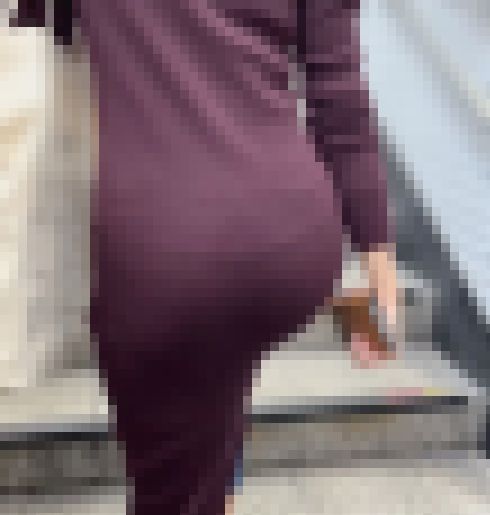 《ハイブリット！タイトワンピにレギンス姿の綺麗なお姉さん》 サンプル画像