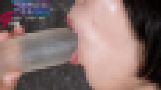 ねっとり舐め痴女・明歩の舐めテク舌接写！ディルドフェラレンズ舐め　サンプル画像2