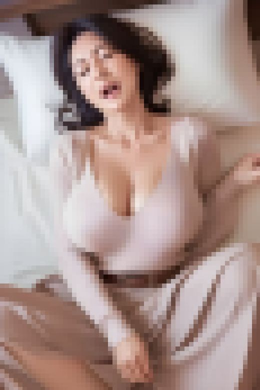 妖艶な美熟女がヤッちゃってるエロい所作　サンプル画像2