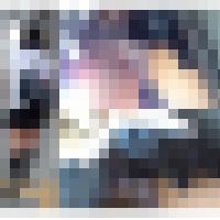 女学生電車内での盗撮Pチラ 下着からお腹まで丸見え盗撮動画 サンプル画像