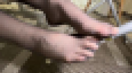 同僚OL ストッキングを買ってくれたお礼！魅せつけご褒美疑似足コキ！　サンプル画像3